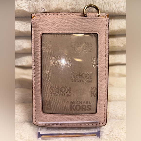 Michael Kors Blush Card Holder with Gold Accents - Picture 2 of 4